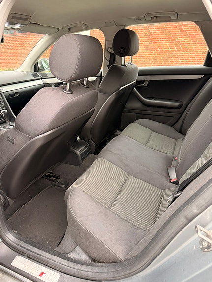 Audi A4 16 of 21