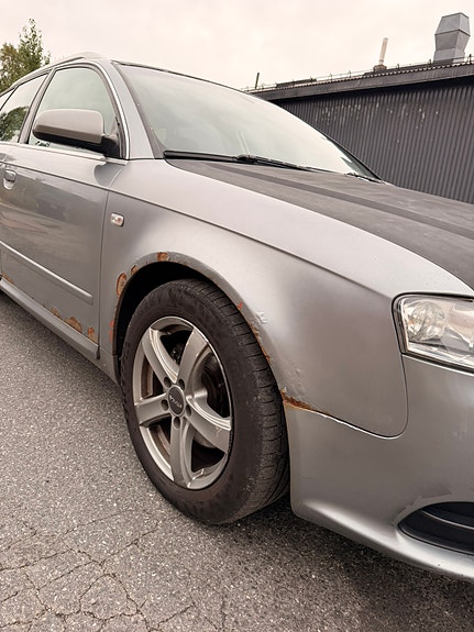 Audi A4 8 of 21