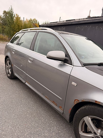 Audi A4 9 of 21