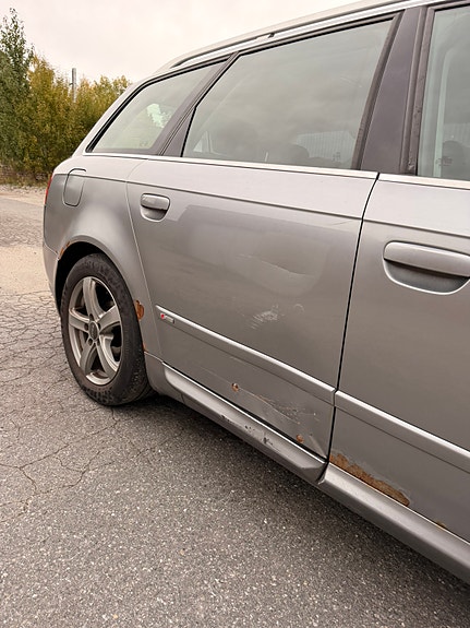 Audi A4 10 of 21