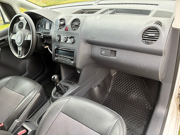 Volkswagen Caddy Maxi 15 of 25