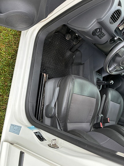 Volkswagen Caddy Maxi 16 of 25