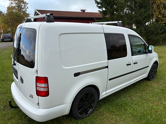 Volkswagen Caddy Maxi 6 of 25