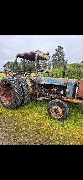 Ford Super major 2 of 8