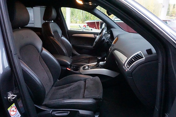 Audi Q5 10 of 19