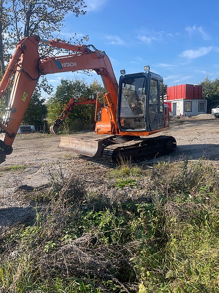 Hitachi Ex-60-3 2 of 10