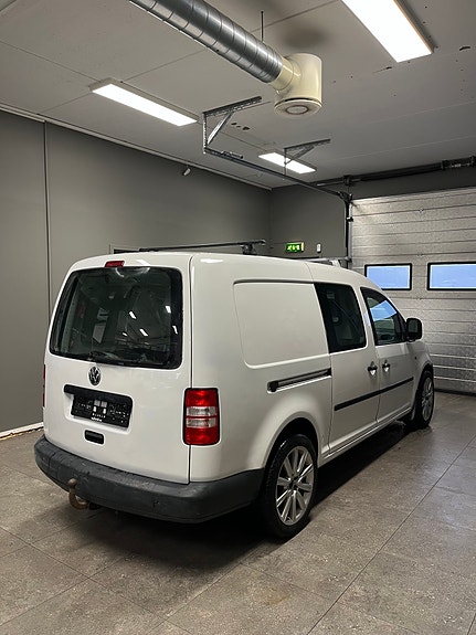 Volkswagen Caddy Maxi 7 of 17