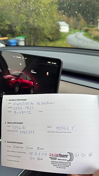 Tesla Model Y 26 of 26