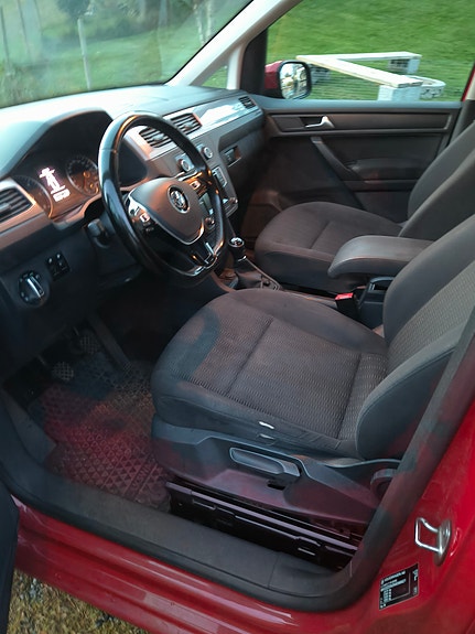 Volkswagen Caddy Maxi 11 of 13