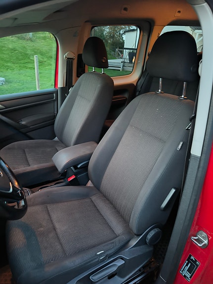 Volkswagen Caddy Maxi 10 of 13