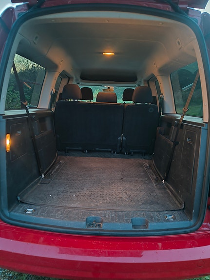 Volkswagen Caddy Maxi 13 of 13