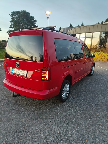 Volkswagen Caddy Maxi 4 of 13