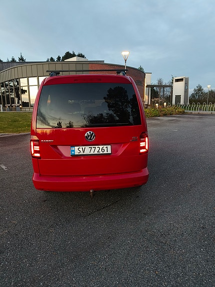 Volkswagen Caddy Maxi 5 of 13