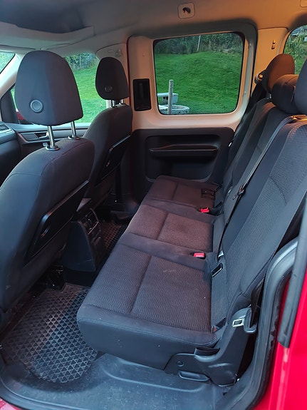Volkswagen Caddy Maxi 12 of 13