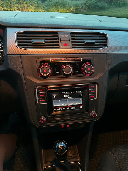 Volkswagen Caddy Maxi 8 of 13