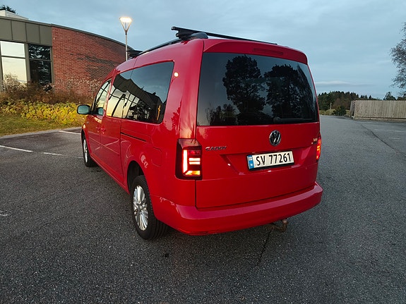 Volkswagen Caddy Maxi 6 of 13