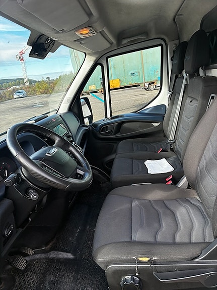 Iveco Daily 8 of 12