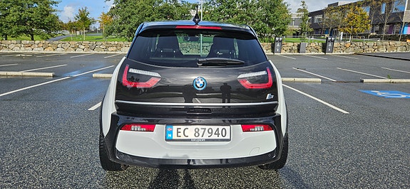 BMW i3 3 of 24