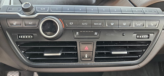 BMW i3 9 of 24