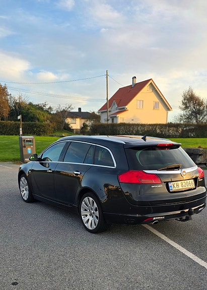 Opel Insignia 3 of 10