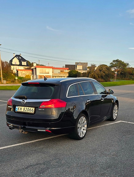 Opel Insignia 4 of 10