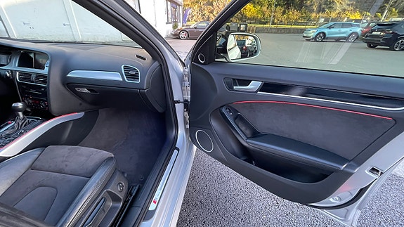 Audi A4 15 of 16