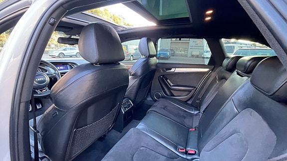 Audi A4 11 of 16