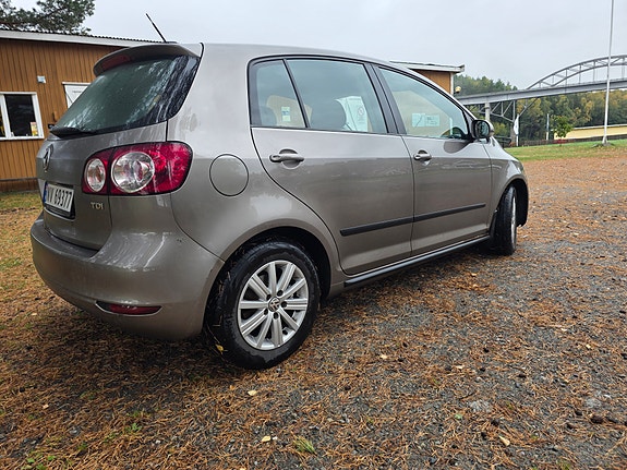 Volkswagen Golf Plus 6 of 14