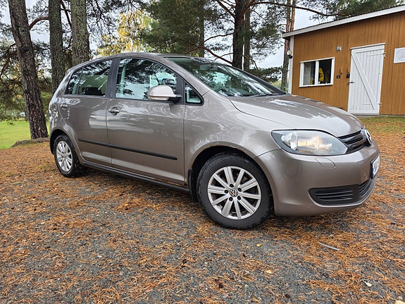 Volkswagen Golf Plus 3 of 14
