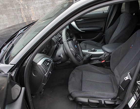 BMW 116i 17 of 26
