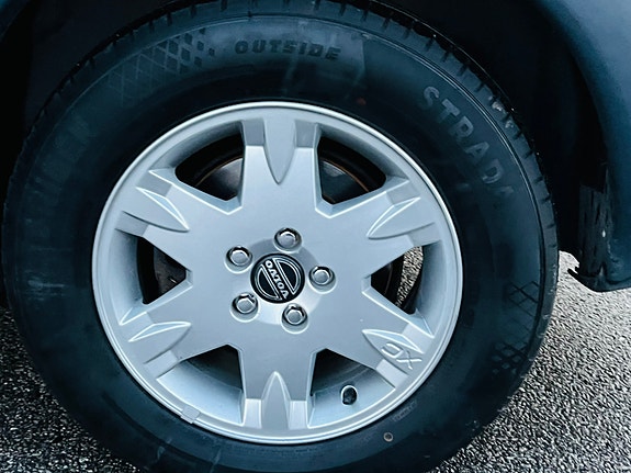 Volvo XC70 24 of 30