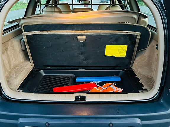 Volvo XC70 16 of 30