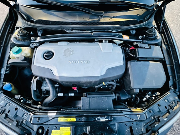 Volvo XC70 22 of 30
