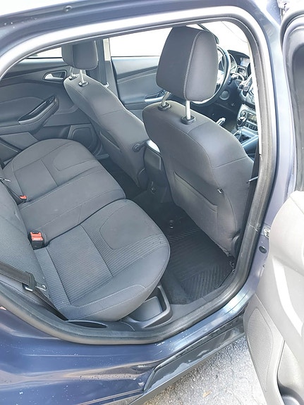 Ford Focus 12 of 25