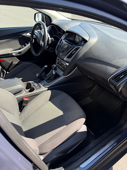 Ford Focus 11 of 25