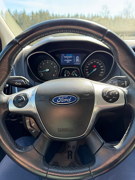 Ford Focus 8 of 25