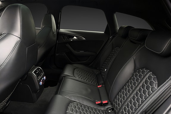 Audi RS6 16 of 27