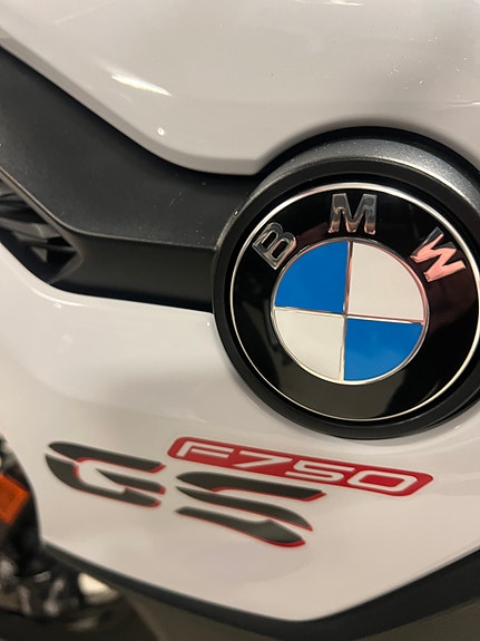 BMW F 750 GS 15 of 21