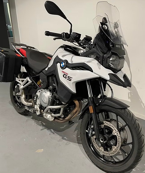 BMW F 750 GS 3 of 21