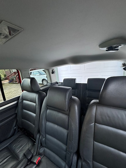Volkswagen Touran 25 of 28