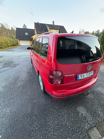 Volkswagen Touran 15 of 28