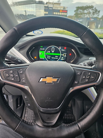 Chevrolet Bolt 7 of 17