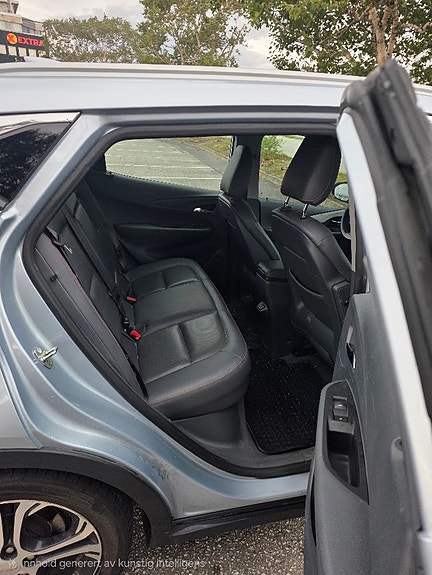 Chevrolet Bolt 11 of 17