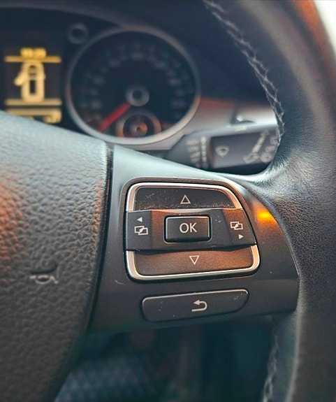 Volkswagen Touran 11 of 30