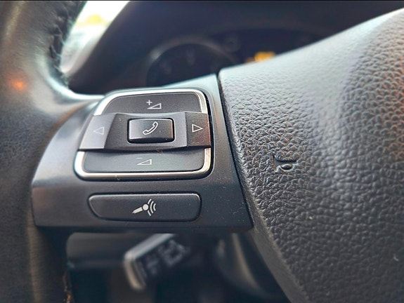 Volkswagen Touran 12 of 30