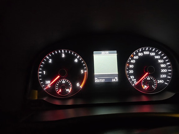 Volkswagen Touran 4 of 30