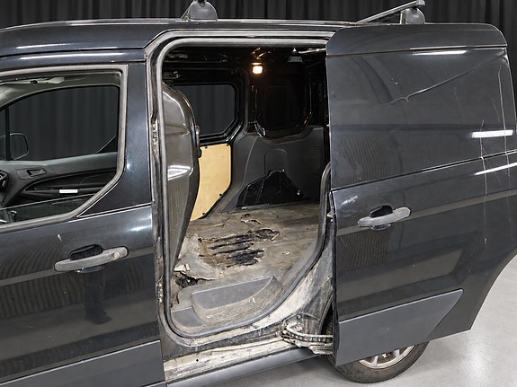 Ford Transit Connect 17 of 24
