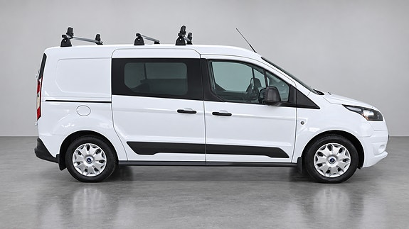 Ford Transit Connect 7 of 23