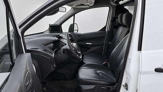 Ford Transit Connect 10 of 23