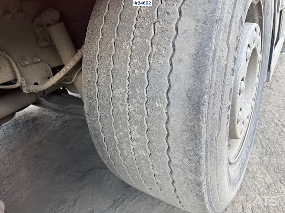 Volvo FH500 8x2 Krokbil – 275 000 km SE VIDEO 12 of 30
